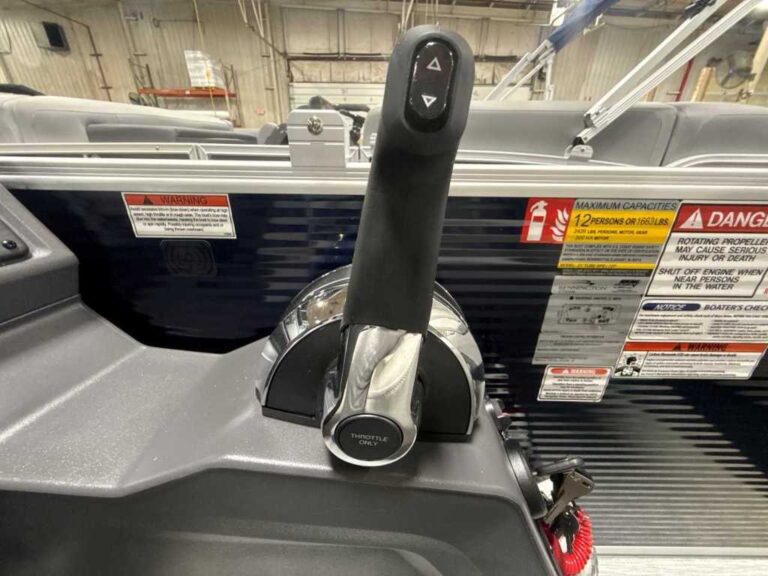 2026 Bennington 22SSR - SPS - SPECIAL PACKAGE US-ETWS0126L526 [photo 13]